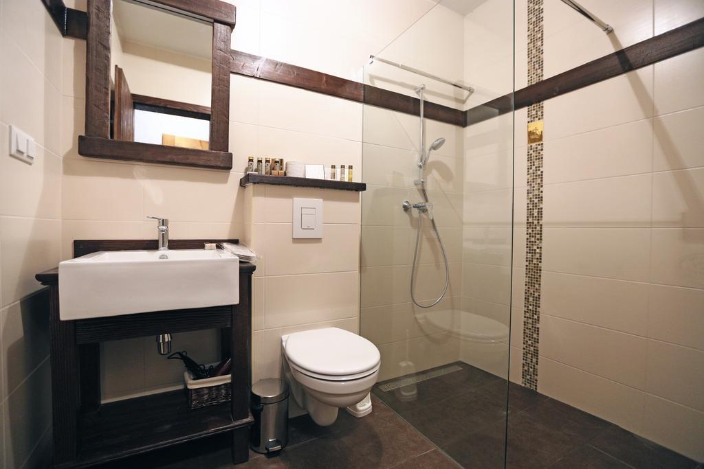 Pomona Relaxing Nature Guest House Рогашка-Слатіна Номер фото